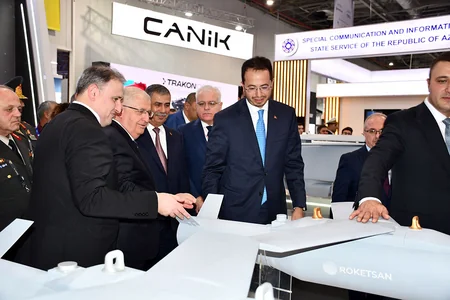 Azerbaijani, Turkish Defense Ministers visit ADEX 2026