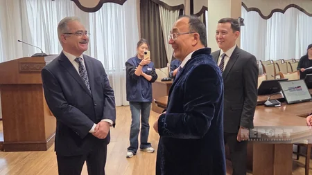 Azerbaijan's envoy to Kazakhstan meets Azerbaijani students in Astana