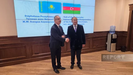 Azerbaijan's envoy to Kazakhstan meets Azerbaijani students in Astana