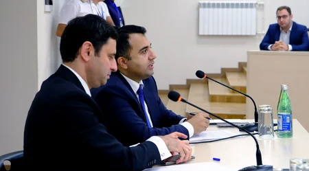 Əlaqələndirmə Qərargahının İşçi Qrupunun üzvləri Qarabağ Universitetində tələbələrlə görüş keçirib