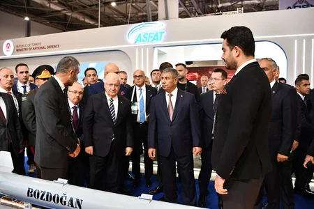 Azerbaijani, Turkish Defense Ministers visit ADEX 2026