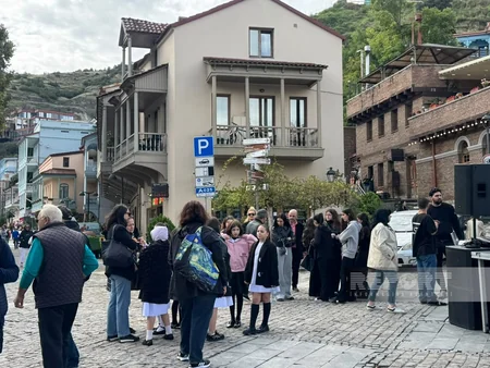 Azərbaycanın milli adət-ənənələri və mətbəxi Tbilisoba festivalında təqdim olunub