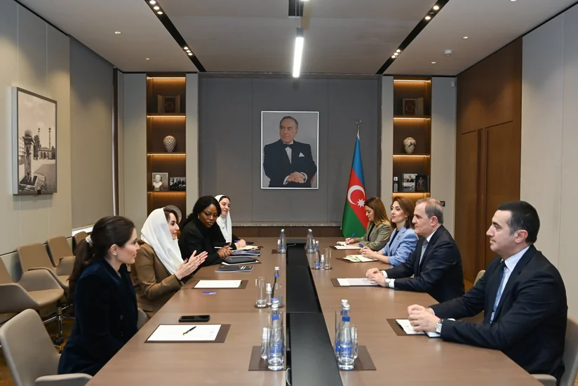 Ceyhun Bayramov Dima Əl-Yahyanın rəhbərlik etdiyi nümayəndə heyəti ilə görüşüb