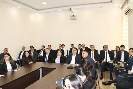 Ədliyyə Akademiyasında vəkilliyə namizədlərin icbari təlimi başlayıb