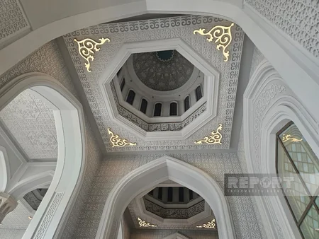 Xarici media nümayəndələri Astanadakı Nur-Sultan məscidini ziyarət ediblər