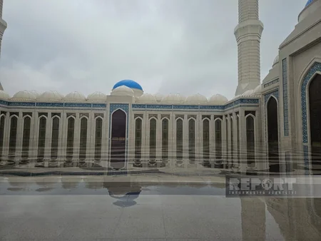 Xarici media nümayəndələri Astanadakı Nur-Sultan məscidini ziyarət ediblər