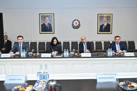 Təhsildə rəqəmsal transformasiya ətrafında fikir mübadiləsi aparılıb