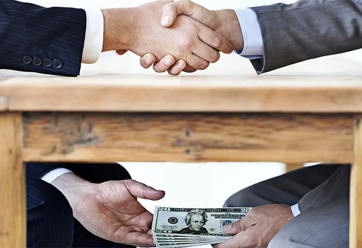 Corruption whistleblowers in Azerbaijan may receive state-funded legal aid and compensation