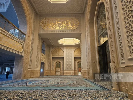 Xarici media nümayəndələri Astanadakı Nur-Sultan məscidini ziyarət ediblər