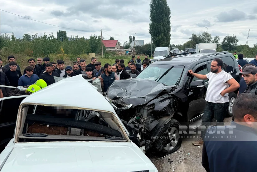 Qubada iki avtomobil toqquşub, ölən var