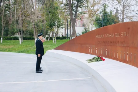Kamran Əliyev Gəncədə vətəndaşları qəbul edib