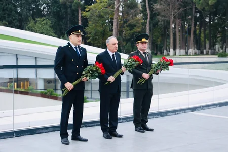 Kamran Əliyev Gəncədə vətəndaşları qəbul edib