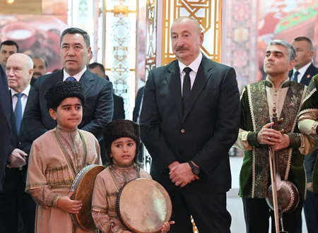 Prezident İlham Əliyev MDB Ölkələrinin Milli Kulinariya Festivalı ilə tanış olub, rəsmi qəbulda iştirak edib