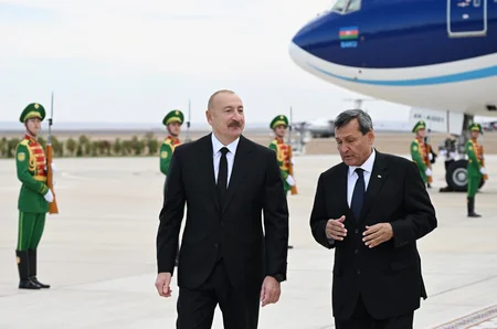 Ilham Aliyev arrives in Turkmenistan on working visit