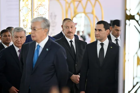 Prezident İlham Əliyev MDB Ölkələrinin Milli Kulinariya Festivalı ilə tanış olub, rəsmi qəbulda iştirak edib
