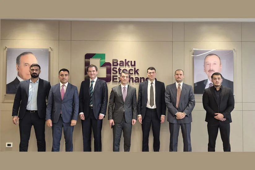 Azərbaycan və Böyük Britaniya dual listinq imkanlarını müzakirə edib
