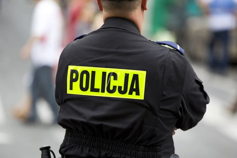 В Польше полицейские ранили случайного прохожего, стреляя по мужчине с ножом