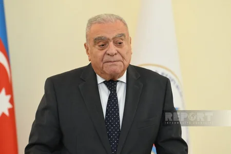 Dayanıqlı inkişaf siyasəti dərsliyi təqdim olunub