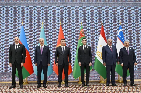 İlham Əliyev Avaza Kompleksinə gəlib
