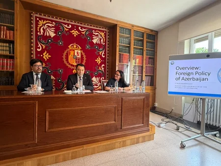 Azərbaycan və İspaniya XİN-ləri arasında siyasi məsləhətləşmələr keçirilib