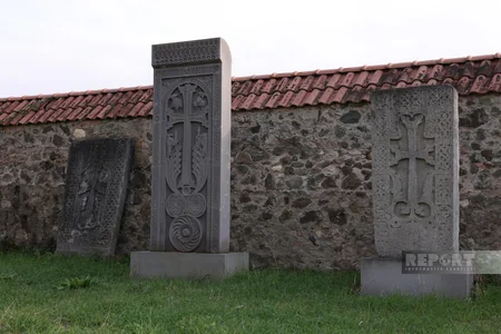 Int'l travelers visit Ganjasar Monastery in Azerbaijan's Karabakh