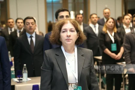 Bakıda Gənc nəslin milli-mənəvi dəyərlər ruhunda tərbiyəsi mövzusunda konfrans keçirilir