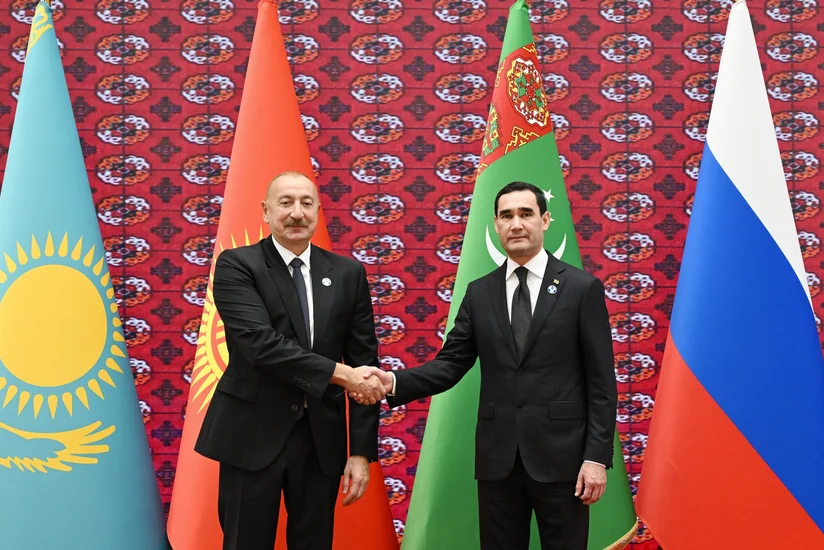 İlham Əliyev Türkmənbaşıda MDB Dövlət Başçıları Şurasının iclasında iştirak üçün Avaza Kompleksinə gəlib - ƏLAVƏ OLUNUB
