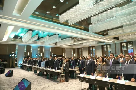 Bakıda Gənc nəslin milli-mənəvi dəyərlər ruhunda tərbiyəsi mövzusunda konfrans keçirilir