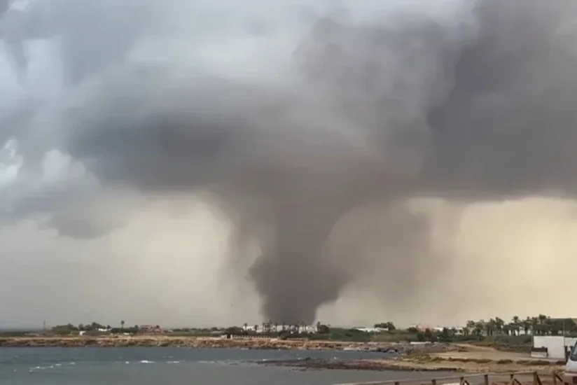 Siciliyanın qərbində nadir ikili tornado müşahidə olunub