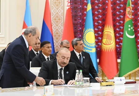 Expanded CIS meeting concludes in Turkmenbashi - Update