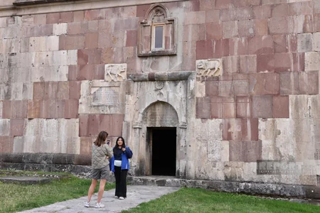 Int'l travelers visit Ganjasar Monastery in Azerbaijan's Karabakh