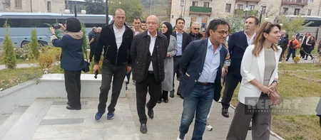 İtkin düşmüş şəxslərlə bağlı beynəlxalq konfransın iştirakçıları Şuşaya gediblər
