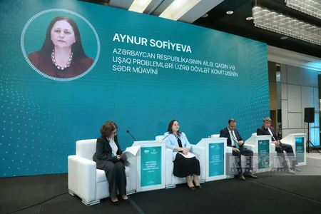 Gənclərin formalaşmasında dövlət siyasəti və ictimai məsuliyyət mövzusunda panel müzakirə keçirilib