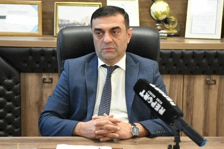 Məhdud imkanlar, çətin özünüifadə, vaxtsız implant əməliyyat... - Xüsusi internat məktəbindən REPORTAJ