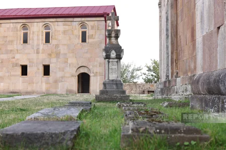 Int'l travelers visit Ganjasar Monastery in Azerbaijan's Karabakh