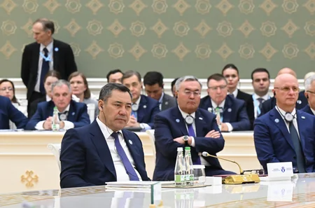 Expanded CIS meeting concludes in Turkmenbashi - Update