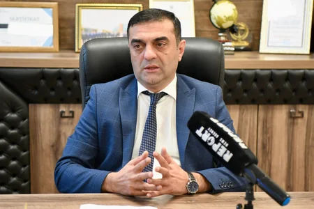 Məhdud imkanlar, çətin özünüifadə, vaxtsız implant əməliyyat... - Xüsusi internat məktəbindən REPORTAJ
