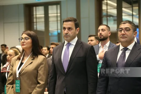 Bakıda Gənc nəslin milli-mənəvi dəyərlər ruhunda tərbiyəsi mövzusunda konfrans keçirilir