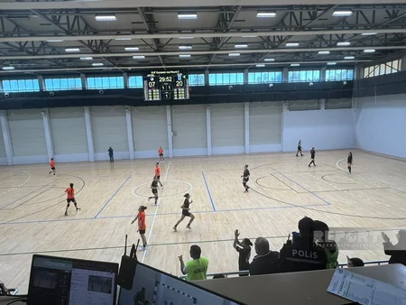 EHF Avropa Kuboku: Kür ilk oyunda APOEL-i böyük hesabla məğlub edib