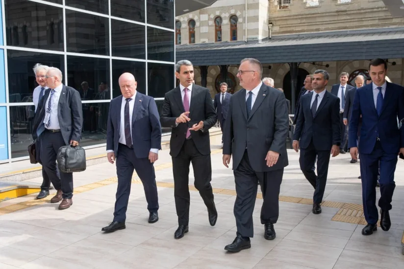 Çexiyanın nəqliyyat naziri Bakı Dəmiryol Vağzalında olub