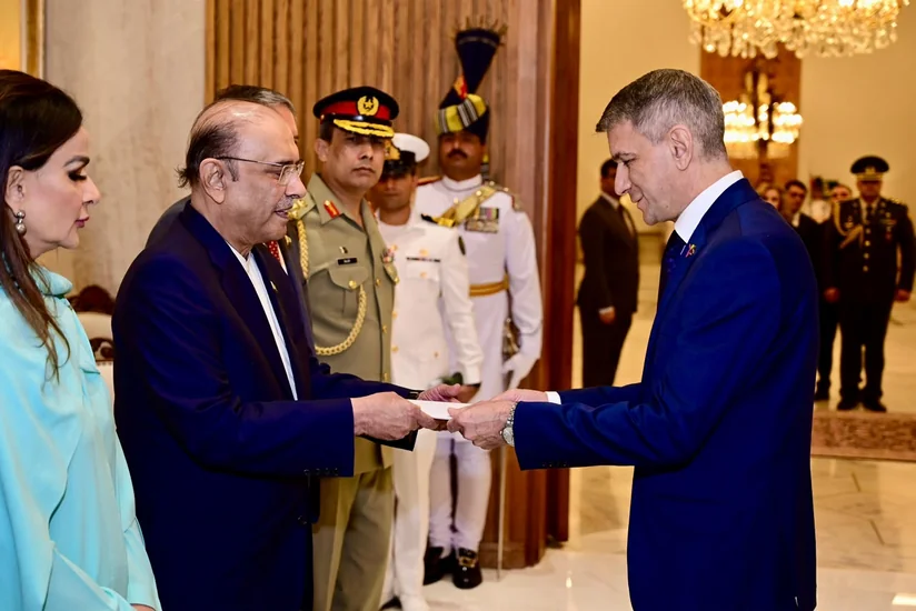 Azərbaycanın səfiri Pakistan Prezidentinə etimadnaməsini təqdim edib - YENİLƏNİB