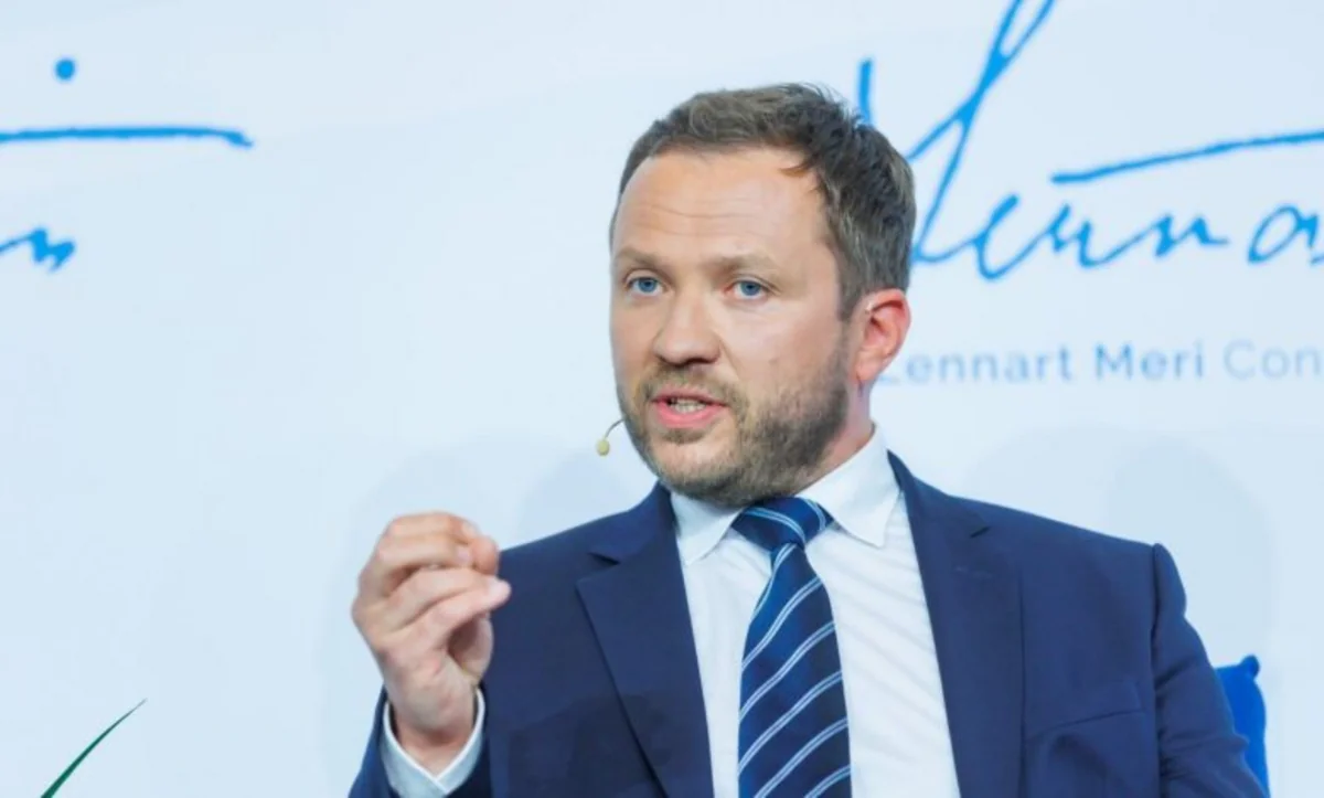 Estonia calls for EU talks with Ukraine and Moldova and use of Russian assets