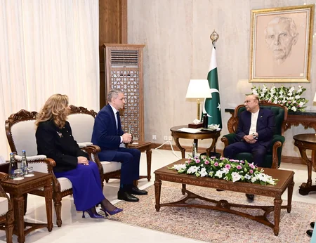 Azərbaycanın səfiri Pakistan Prezidentinə etimadnaməsini təqdim edib - YENİLƏNİB