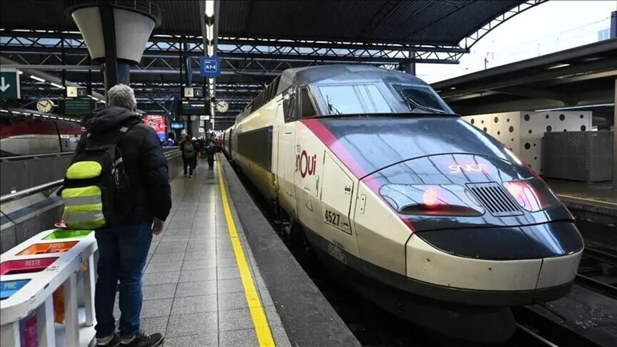 Belgium strike partly shuts public sector as budget deal delayed