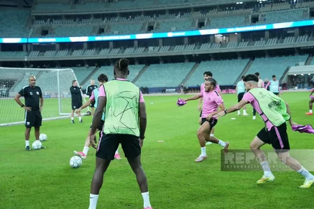 Bakı Olimpiya Stadionunda Sabahın Slaviya ilə oyunöncəsi açıq məşqi baş tutub
