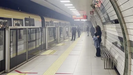 Türkiyədə metro xəttinin kabellərində partlayış olub, sərnişinlər təxliyə edilib