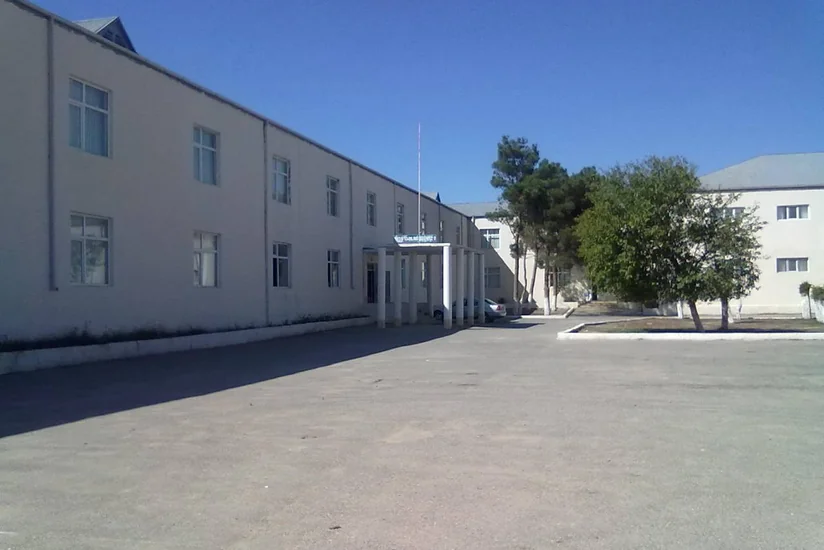 136 saylı məktəbdə yaranan insidentdə iki məktəbli xəsarət alıb