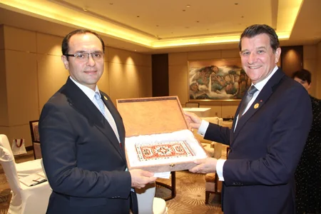 Azerbaijan, OIV discuss cooperation in viticulture and winemaking