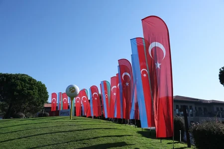 İstanbulda qolf üzrə ənənəvi Zəfər Turniri 2026 keçirilib