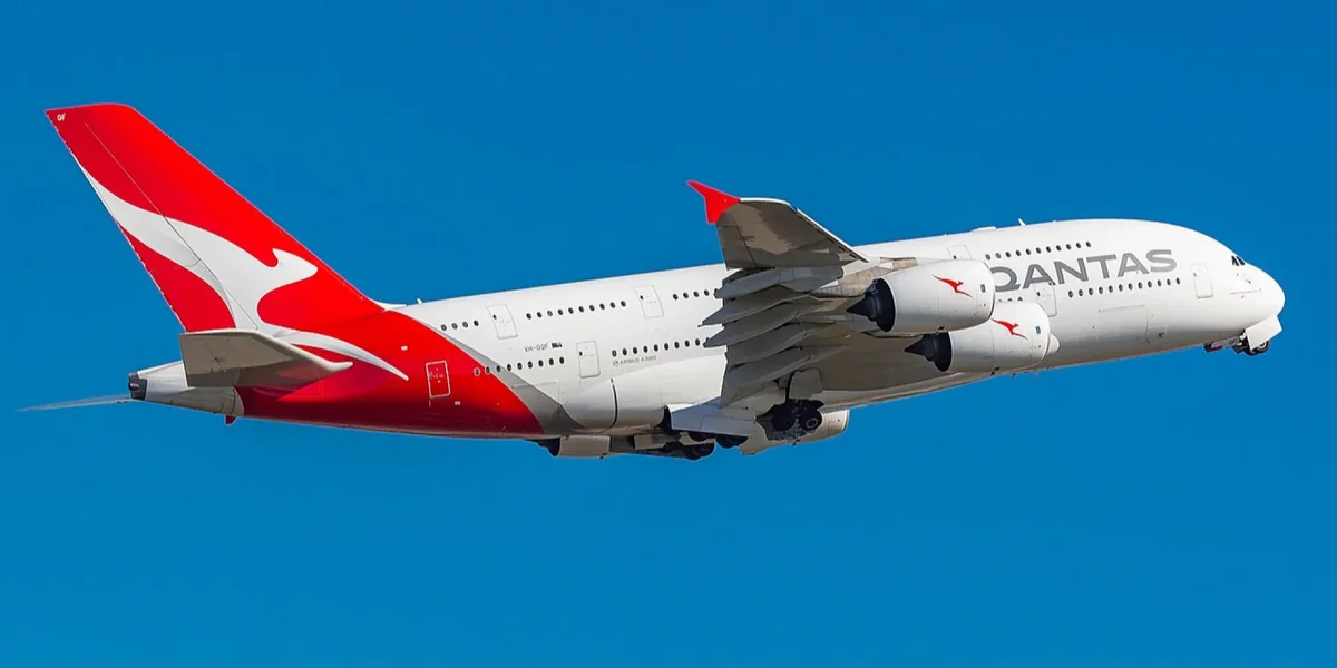 Авиакомпания Qantas отменила рейс Рим-Перт из-за обнаруженных в самолете клопов